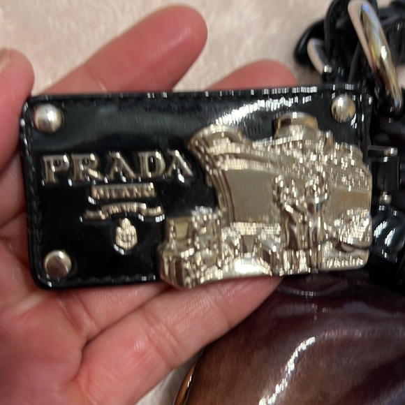 Prada bag - Picture 2 of 12